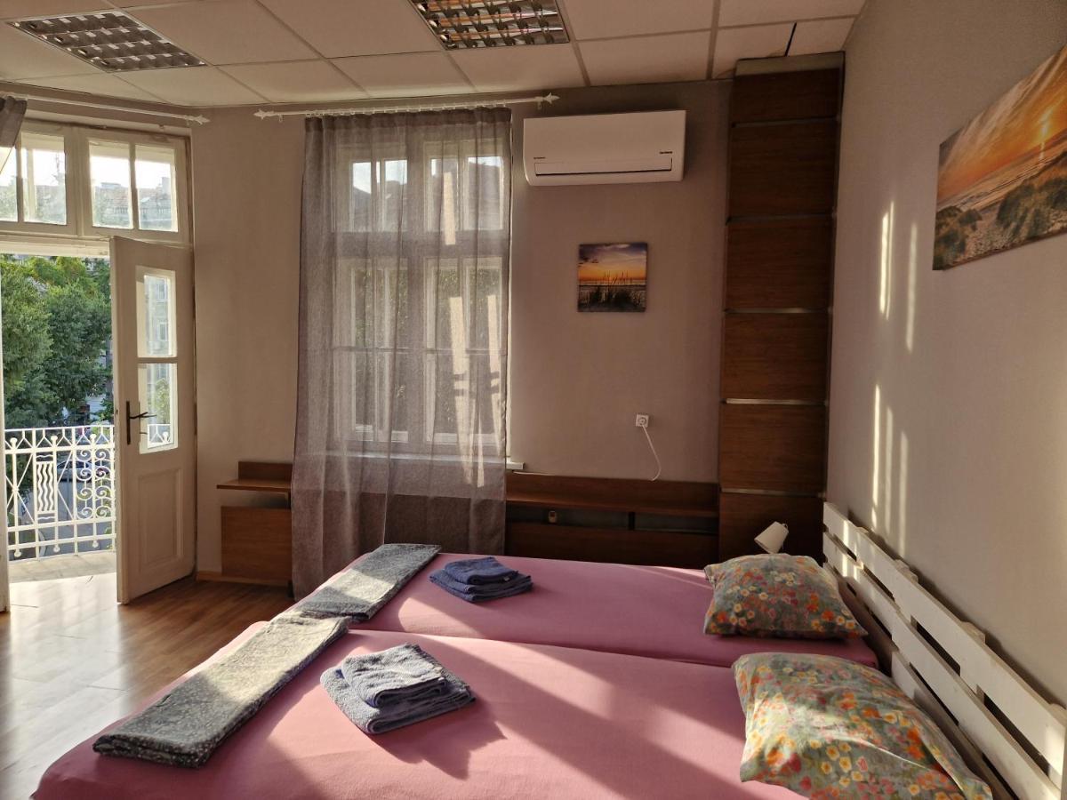 Lambo'S Corner Varna - Guest Rooms Экстерьер фото